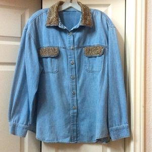Denim shirt with leopard trim